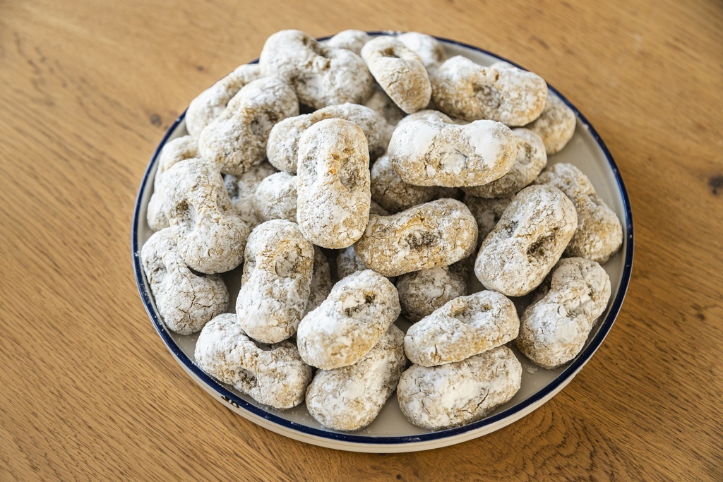 Greek Pistachio Biscuit (11 pcs)
